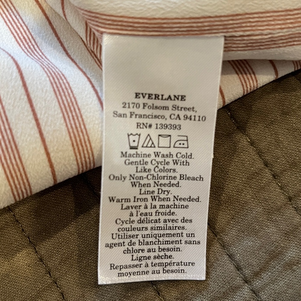 Everlane White and Red Striped Shirt - Picture 4 of 7